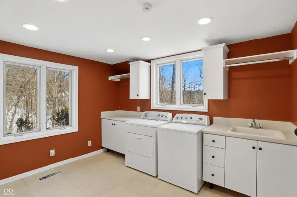 $1,299,000 | 8602 Frontgate Lane, Indianapolis, IN 46256