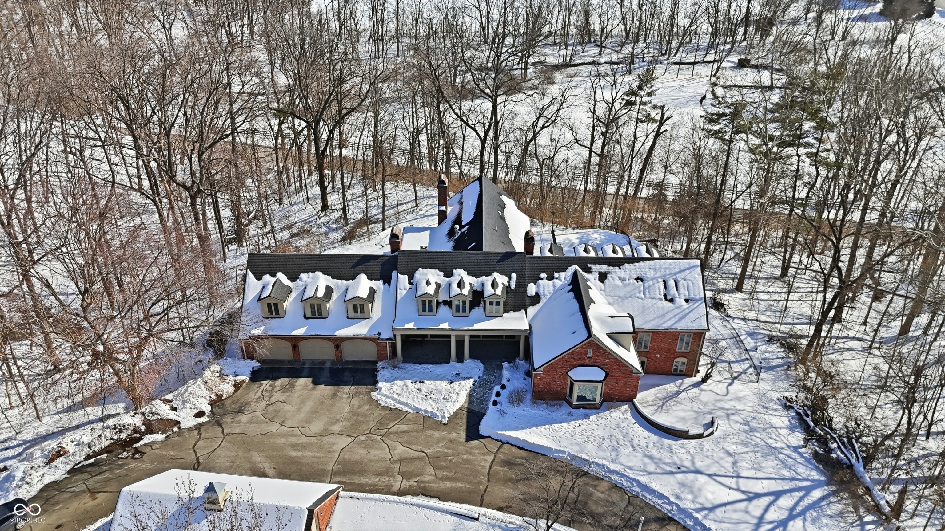 8602 Frontgate Lane Indianapolis, IN 46256 - Photo 4 of 150