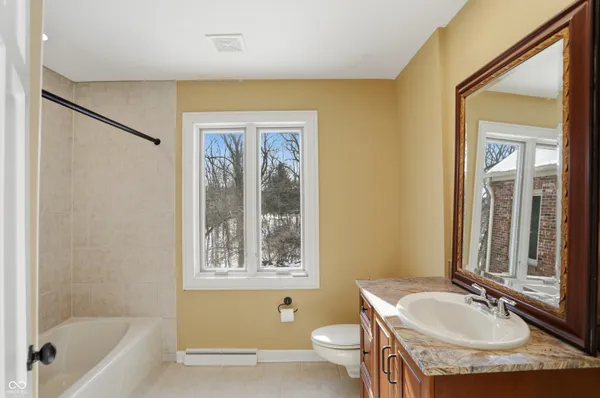 $1,299,000 | 8602 Frontgate Lane, Indianapolis, IN 46256