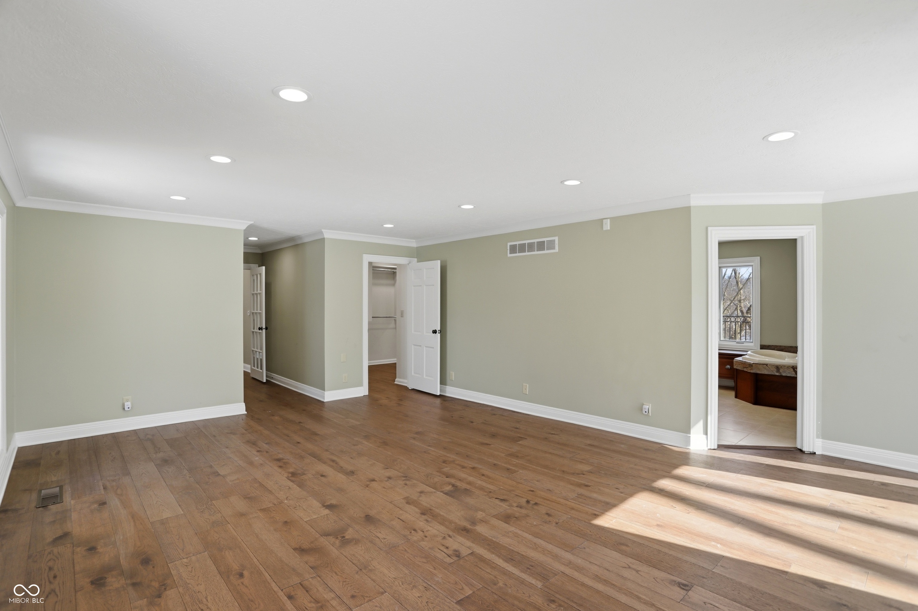 8602 Frontgate Lane Indianapolis, IN 46256 - Photo 54 of 136