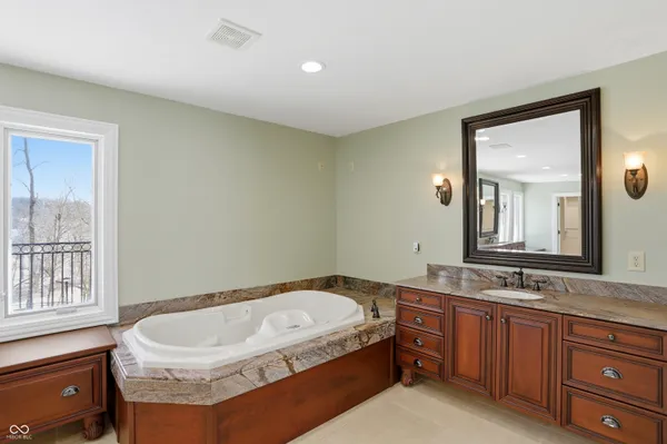 $1,299,000 | 8602 Frontgate Lane, Indianapolis, IN 46256