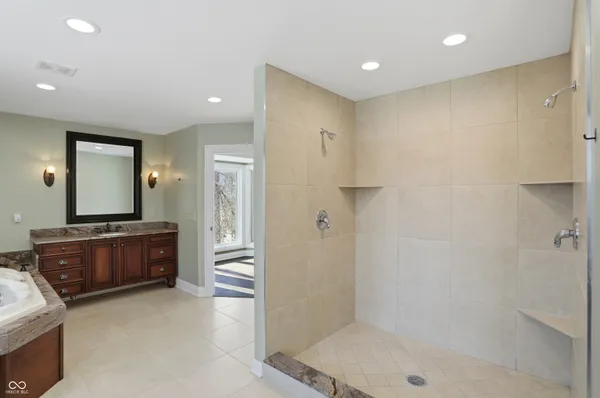 $1,299,000 | 8602 Frontgate Lane, Indianapolis, IN 46256