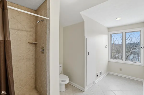 $1,299,000 | 8602 Frontgate Lane, Indianapolis, IN 46256