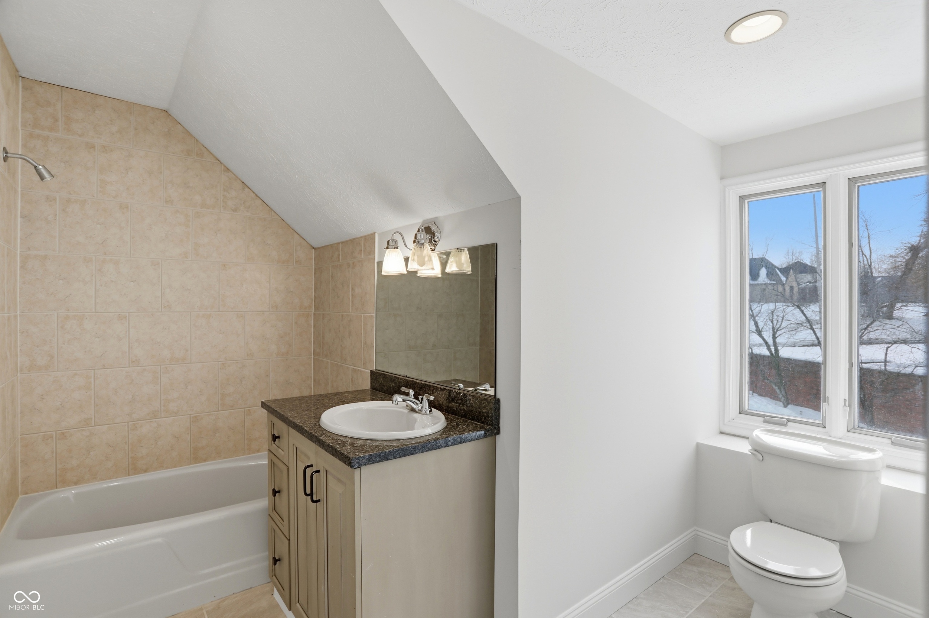 8602 Frontgate Lane Indianapolis, IN 46256 - Photo 76 of 150