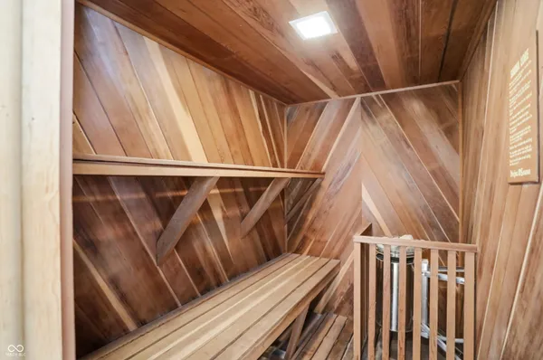 $1,299,000 | 8602 Frontgate Lane, Indianapolis, IN 46256