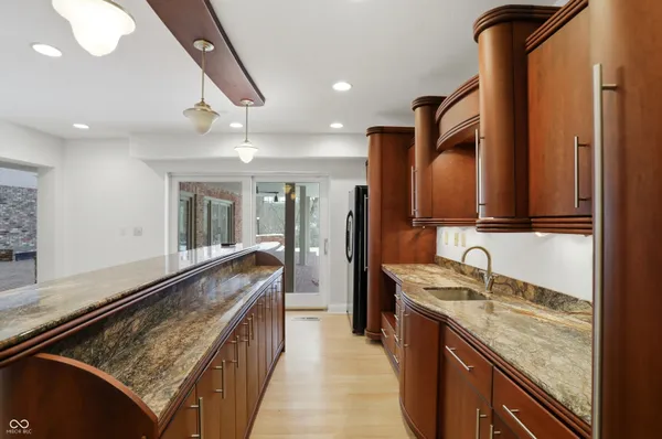 $1,299,000 | 8602 Frontgate Lane, Indianapolis, IN 46256