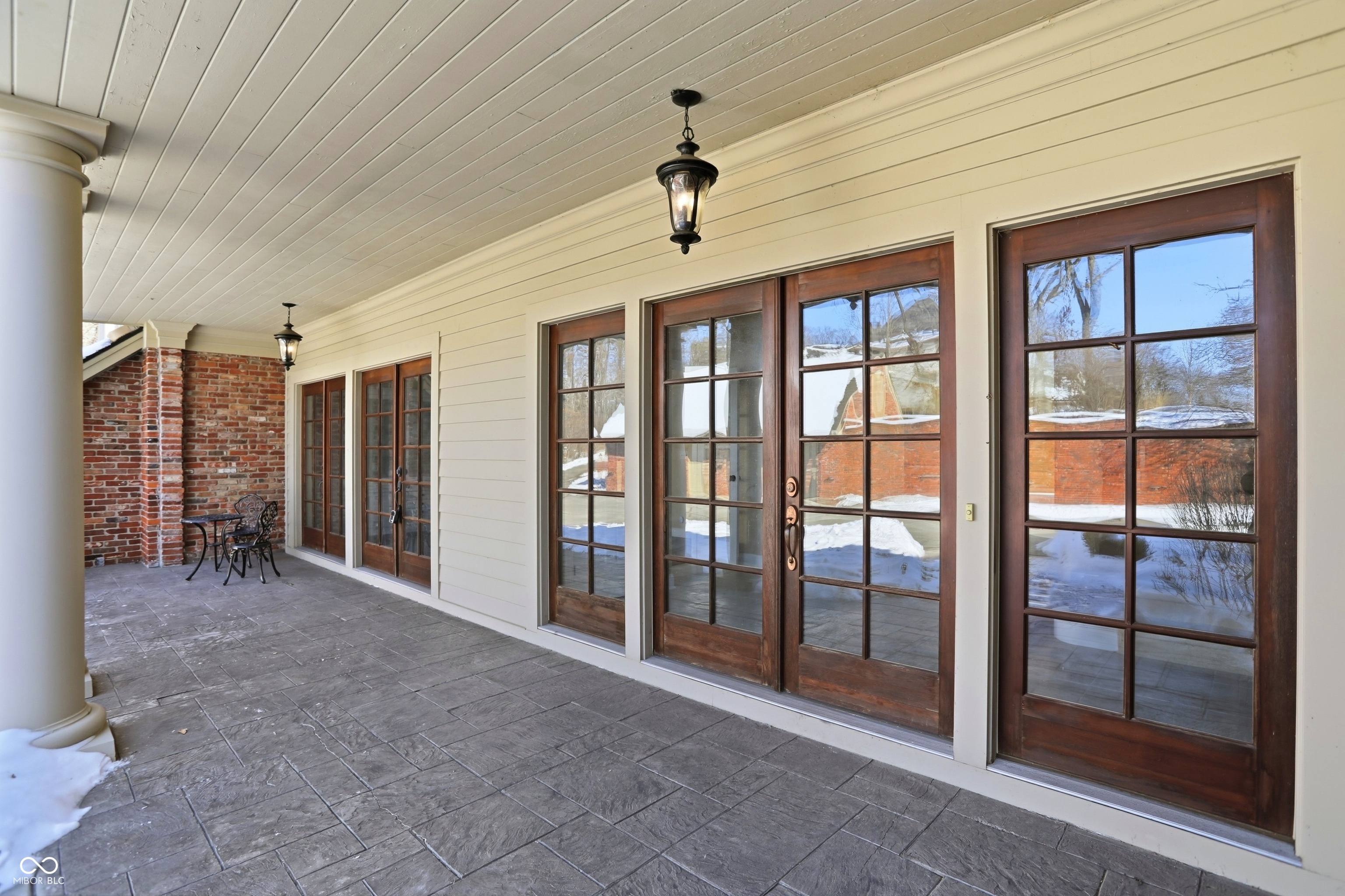 8602 Frontgate Lane Indianapolis, IN 46256 - Photo 10 of 136