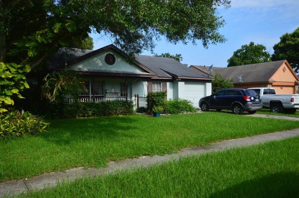 940 Sunridge Point Drive Seffner, FL 33584 - Photo 1 of 1 Front exterior