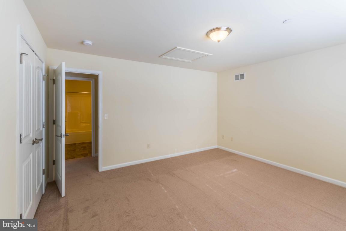 538 White Chapel Road, Unit 19 Lancaster, PA 17603 - Photo 38 of 47