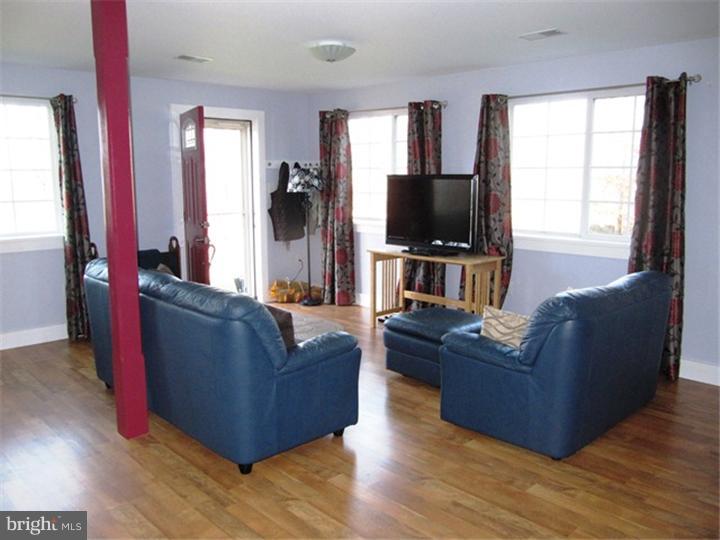40 Hillview Road Morgantown, PA 19543 - Photo 16 of 25 In-law Suite