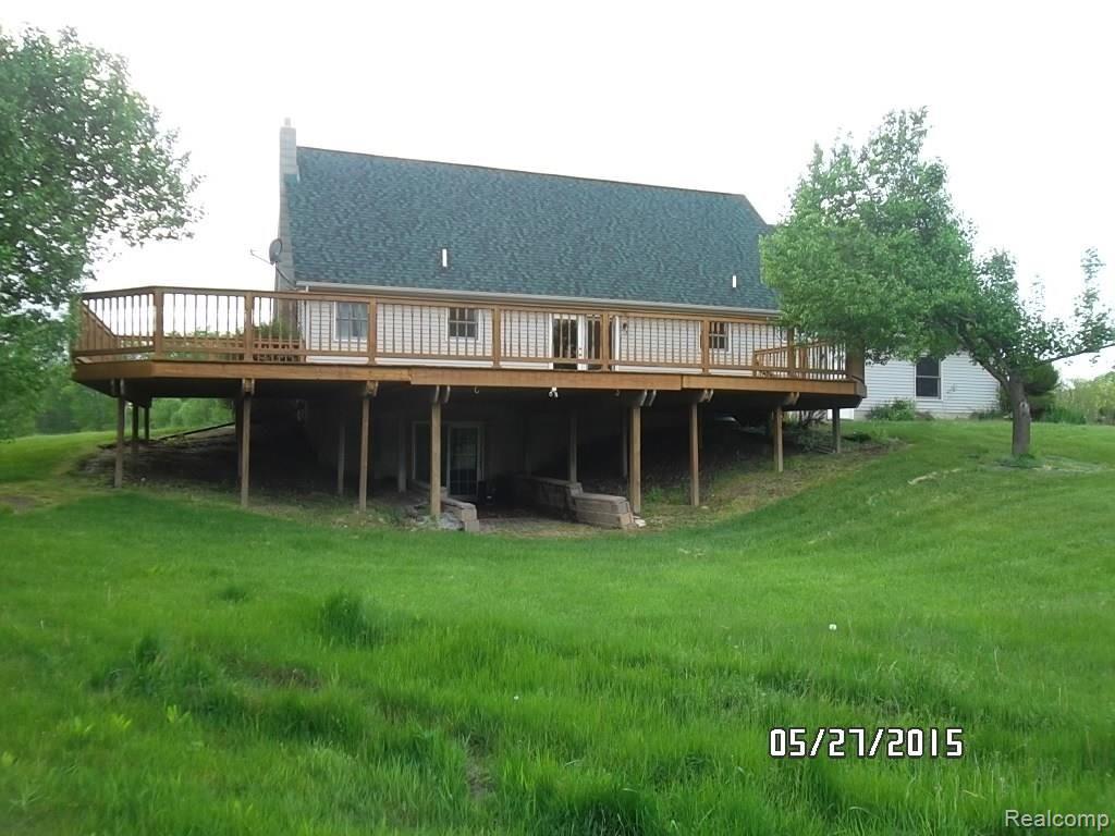 4828 Breen Road Emmett, MI 48022 - Photo 4 of 24 SAM_3775.jpg
