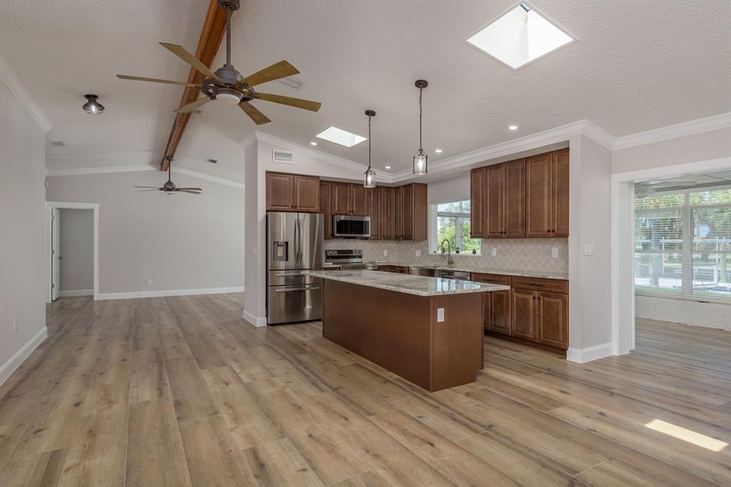 4246 Marine Parkway New Port Richey, FL 34652 - Photo 14 of 48