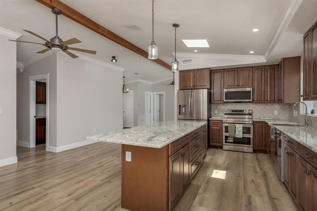 4246 Marine Parkway New Port Richey, FL 34652 - Photo 15 of 48