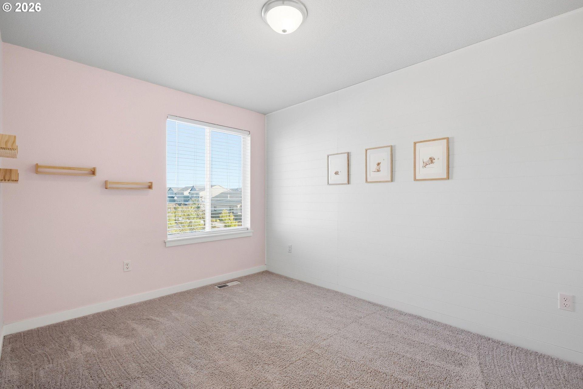 501 North Russet Place Ridgefield, WA 98642 - Photo 25 of 36 Bedroom