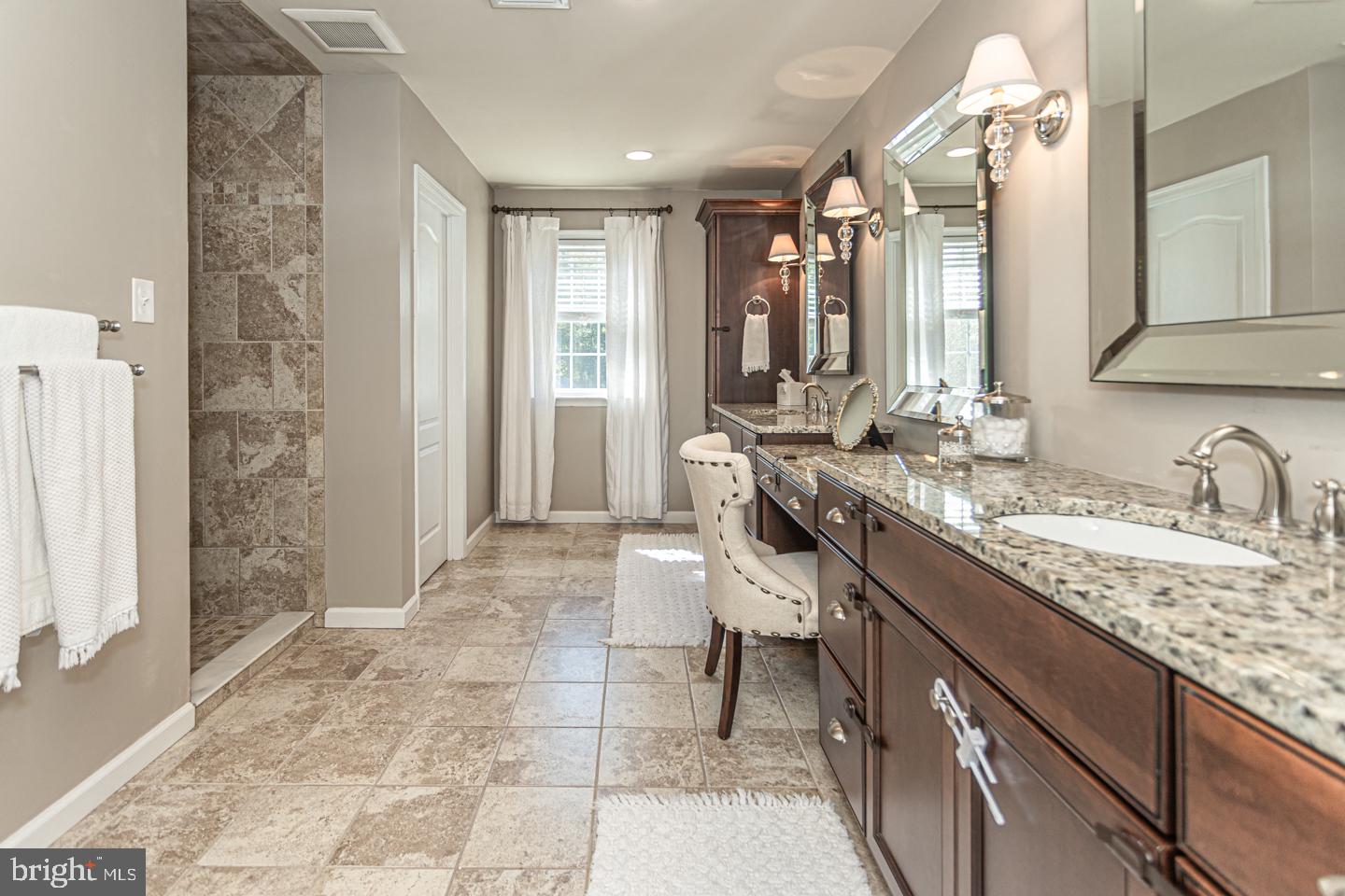 1092 Little Road Washington Crossing, PA 18977 - Photo 31 of 57 Gallery Image 31