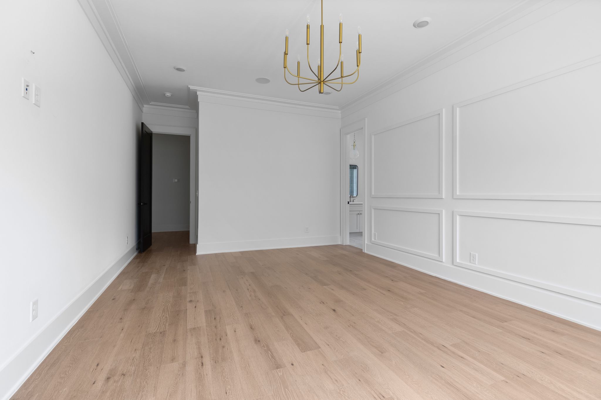 2823 Sugar Tree Road Nashville, TN 37215 - Photo 17 of 59 a view of empty room with wooden floor