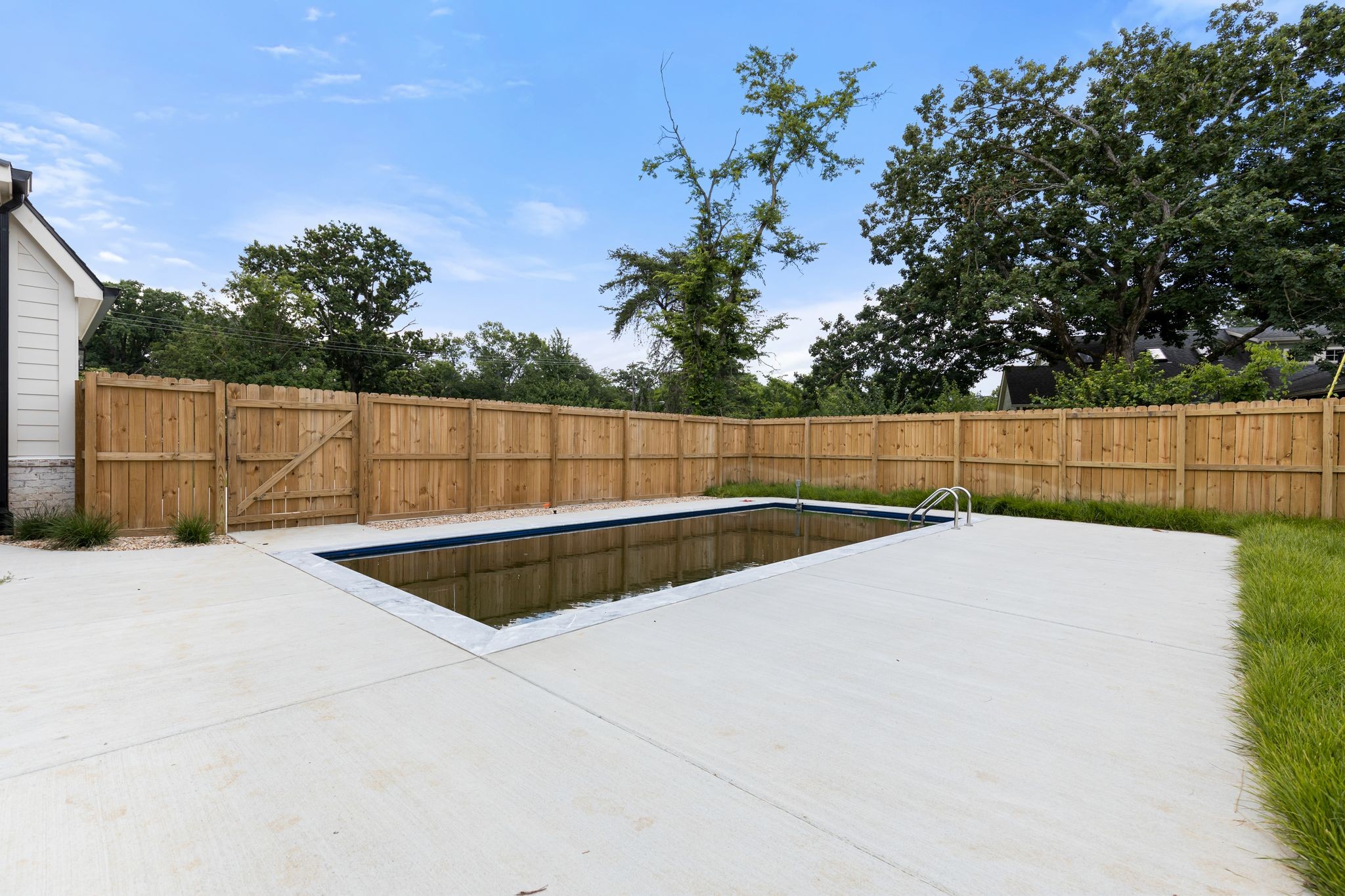 2823 Sugar Tree Road Nashville, TN 37215 - Photo 57 of 59 a view of outdoor space