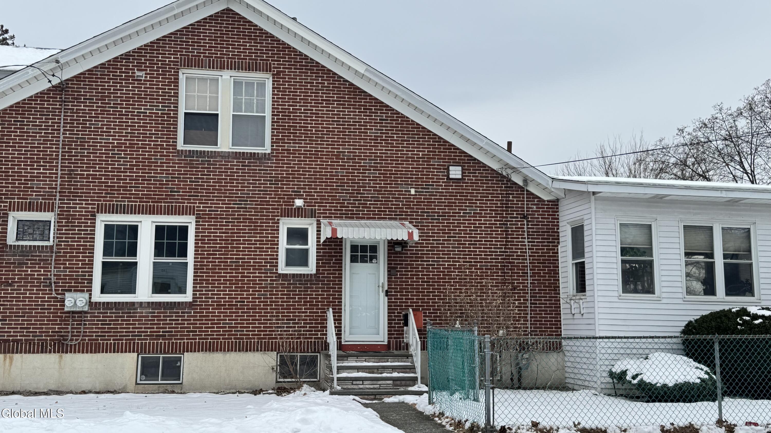 1058 Washington Avenue, Unit 2 Albany, NY 12203 - Photo 2 of 14 FullSizeRender