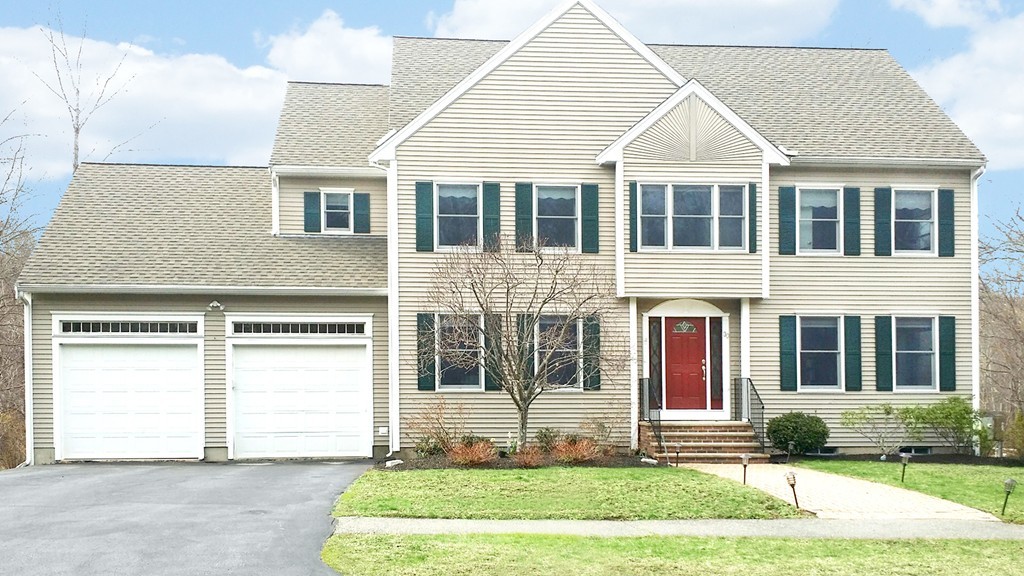 30 Lakeview Avenue Danvers, MA 01923 - Photo 1 of 22