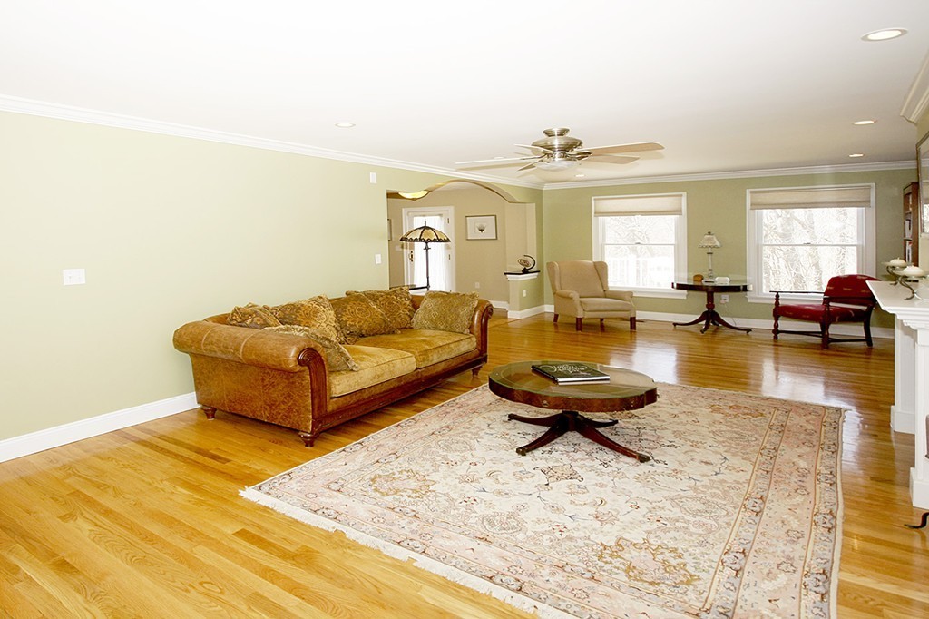 30 Lakeview Avenue Danvers, MA 01923 - Photo 11 of 22