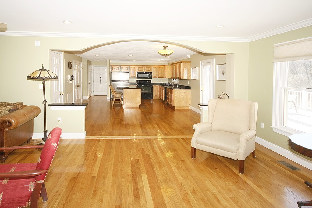 30 Lakeview Avenue Danvers, MA 01923 - Photo 14 of 22