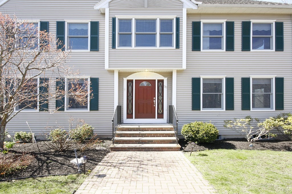 30 Lakeview Avenue Danvers, MA 01923 - Photo 3 of 22