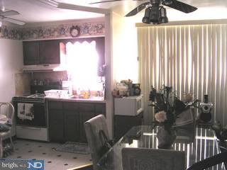 1006 Edgemore Road Philadelphia, PA 19151 - Photo 3 of 6 Gallery Image 3