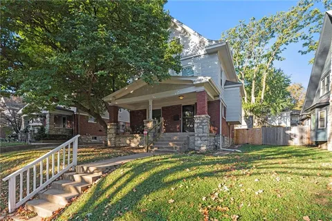$425,000 | 4128 Mercier Street, Kansas City, MO 64111