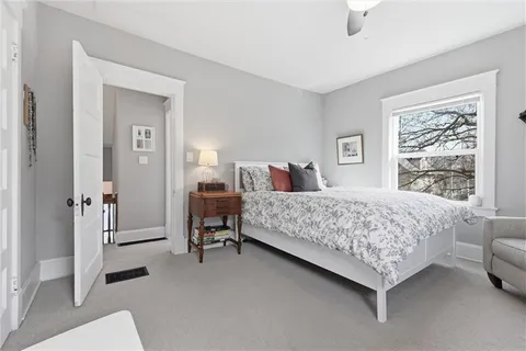 $425,000 | 4128 Mercier Street, Kansas City, MO 64111