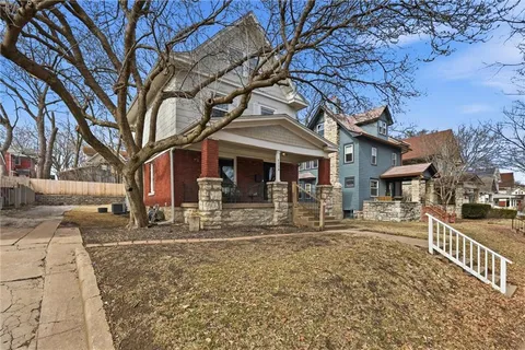 $425,000 | 4128 Mercier Street, Kansas City, MO 64111