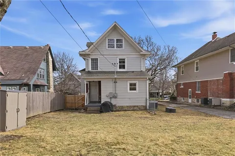 $425,000 | 4128 Mercier Street, Kansas City, MO 64111