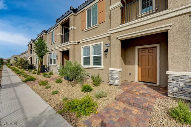 $349,990 | 626 Bellus Place, Henderson, NV 89015