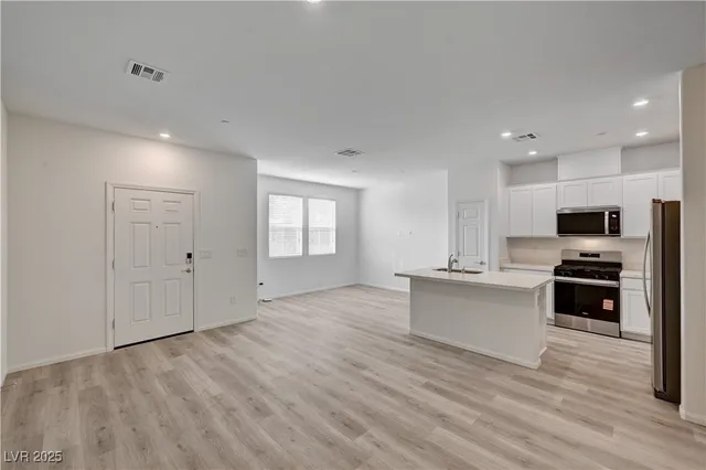 $349,990 | 626 Bellus Place, Henderson, NV 89015