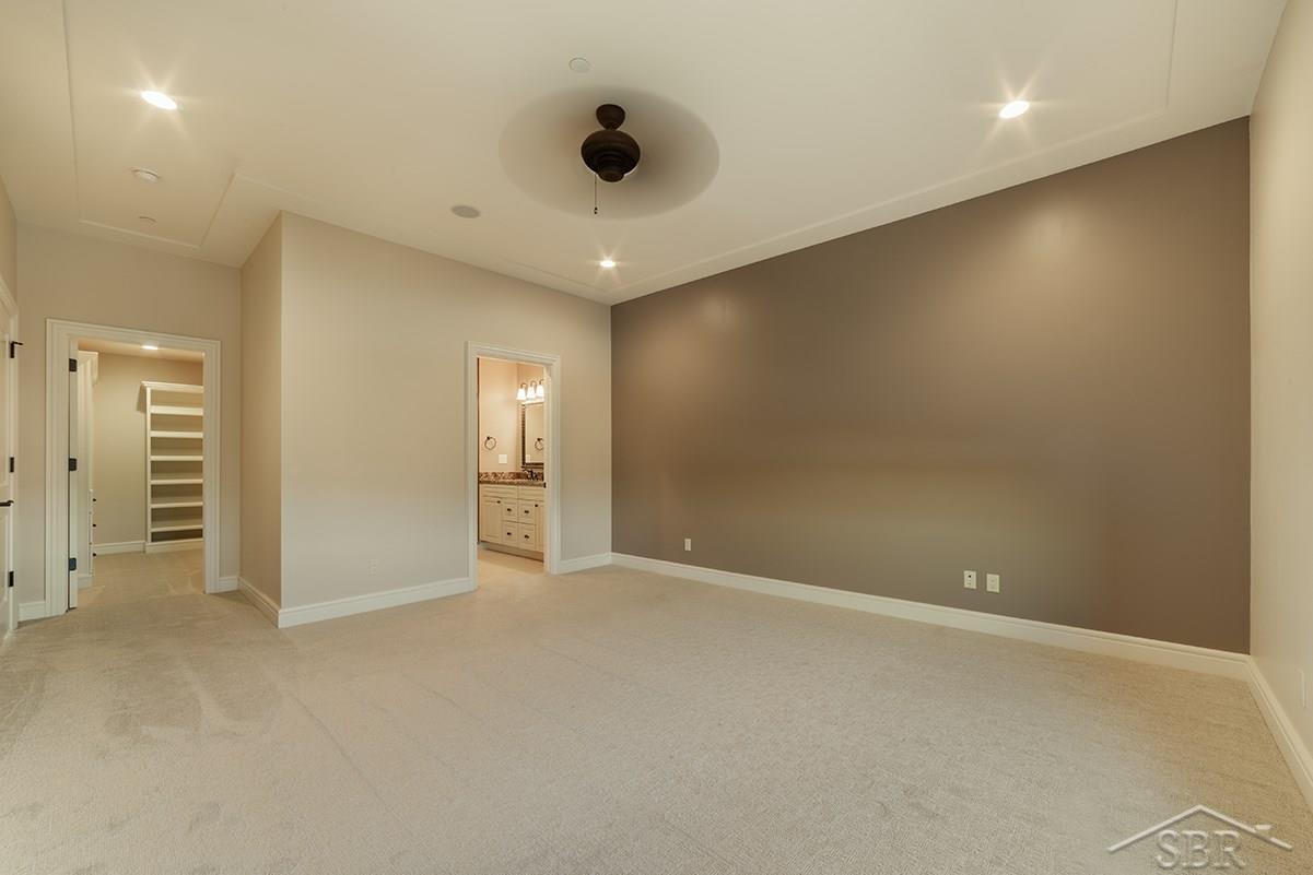 9 East Main Street, Unit 403 Bay City, MI 48708 - Photo 8 of 31 31389802-7.JPG