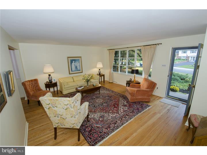 624 Brookwood Road Wayne, PA 19087 - Photo 5 of 18