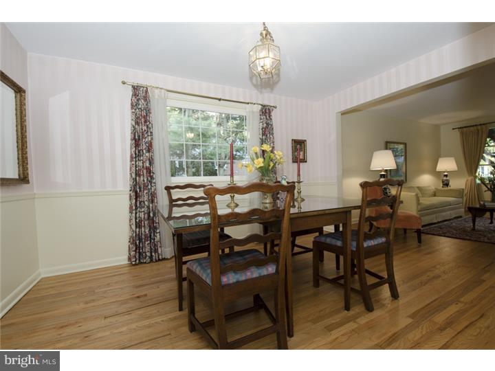 624 Brookwood Road Wayne, PA 19087 - Photo 9 of 18