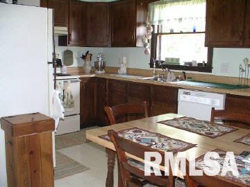 1951 Ullman Road Centralia, IL 62801 - Photo 2 of 10