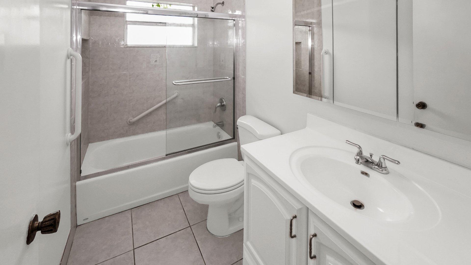 2545 Inisbrook Road Riviera Beach, FL 33407 - Photo 9 of 19 11750-DSC02710-18842afe