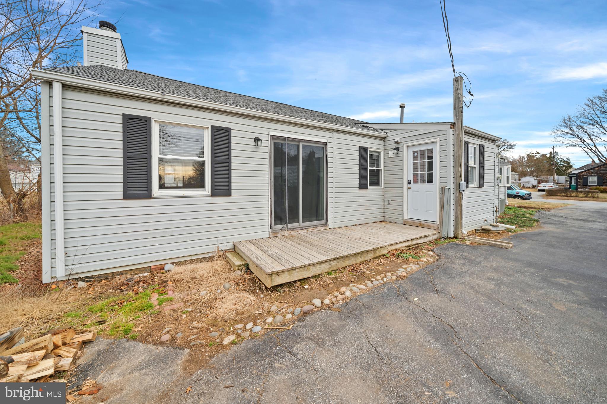 704 Harwood Road Wilmington, DE 19804 - Photo 27 of 30 a front view of a house with a yard