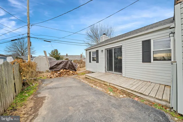 $299,000 | 704 Harwood Road, Wilmington, DE 19804