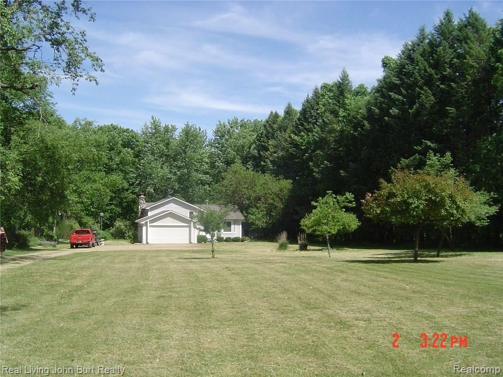 3273 Hodges Road Dryden, MI 48428 - Photo 2 of 49 2016-06-02 15.22