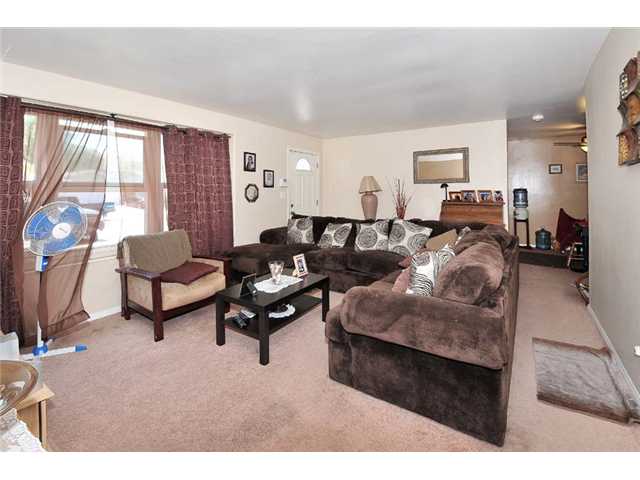 1643 Walbollen Street Spring Valley, CA 91977 - Photo 2 of 6 Gallery Image 2