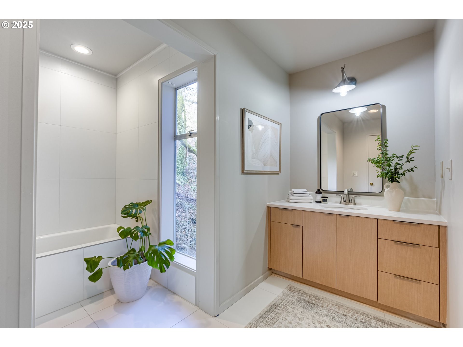 3220 Southwest Fairmount Boulevard Portland, OR 97239 - Photo 34 of 47 Gallery Image 34