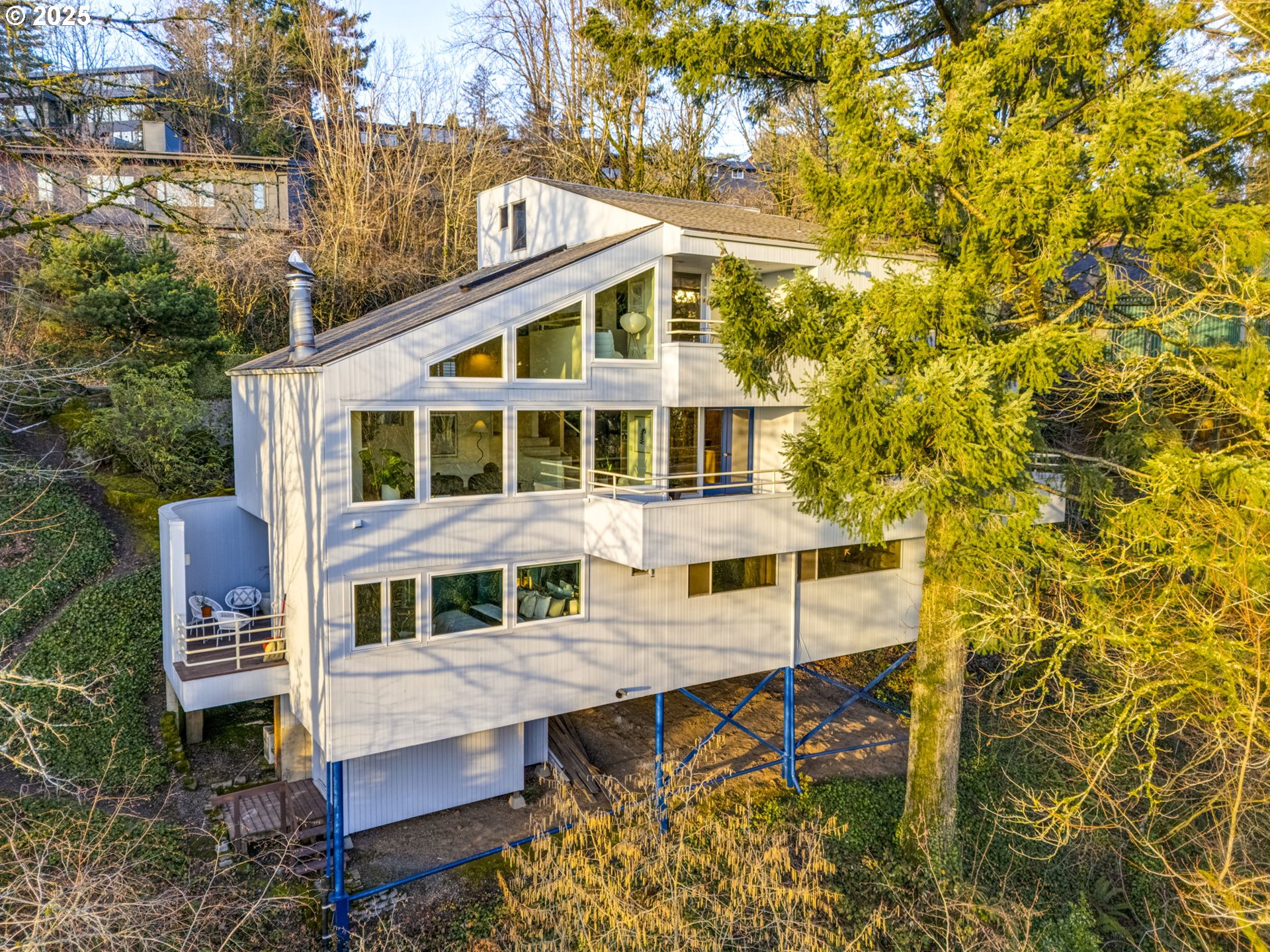 3220 Southwest Fairmount Boulevard Portland, OR 97239 - Photo 47 of 47 Gallery Image 47