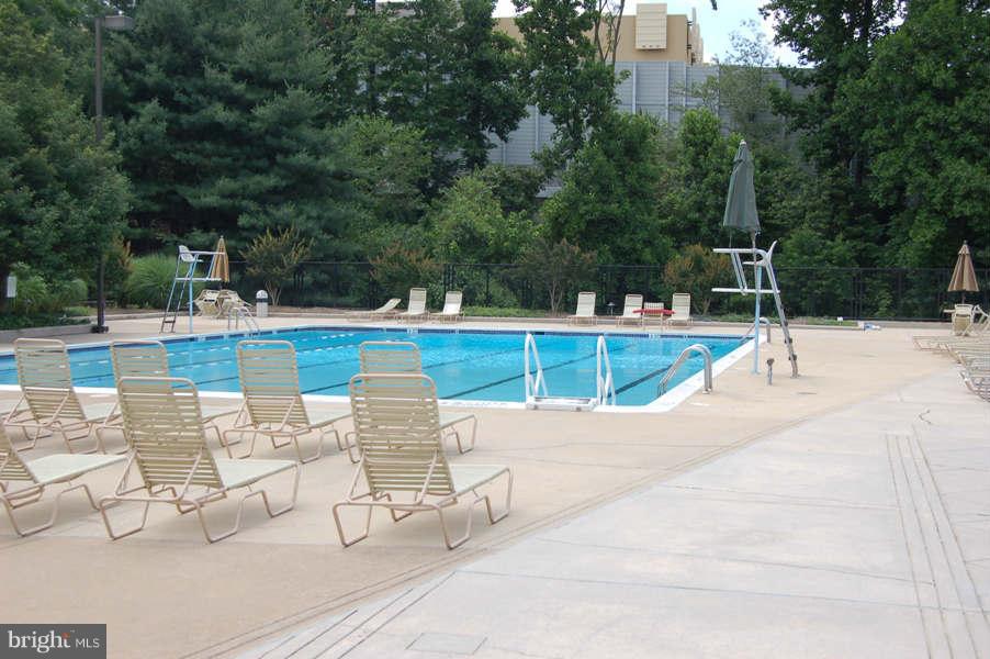 1808 Old Meadow Road, Unit 312 McLean, VA 22102 - Photo 26 of 29 Community