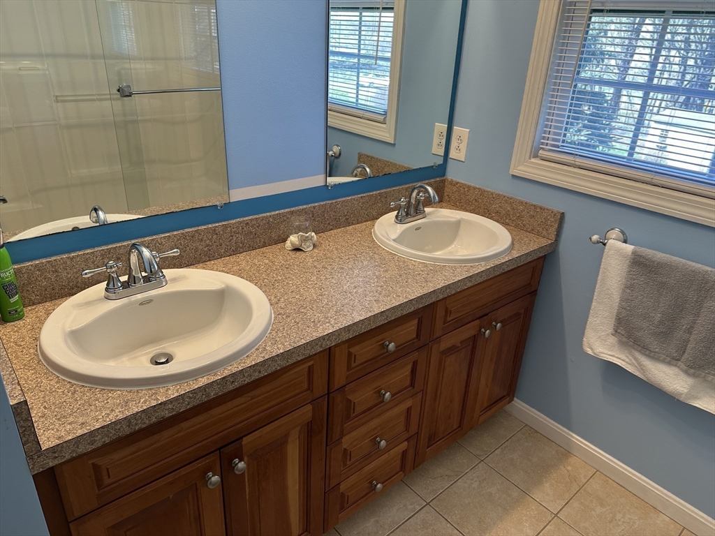 173 Water Street Danvers, MA 01923 - Photo 19 of 25