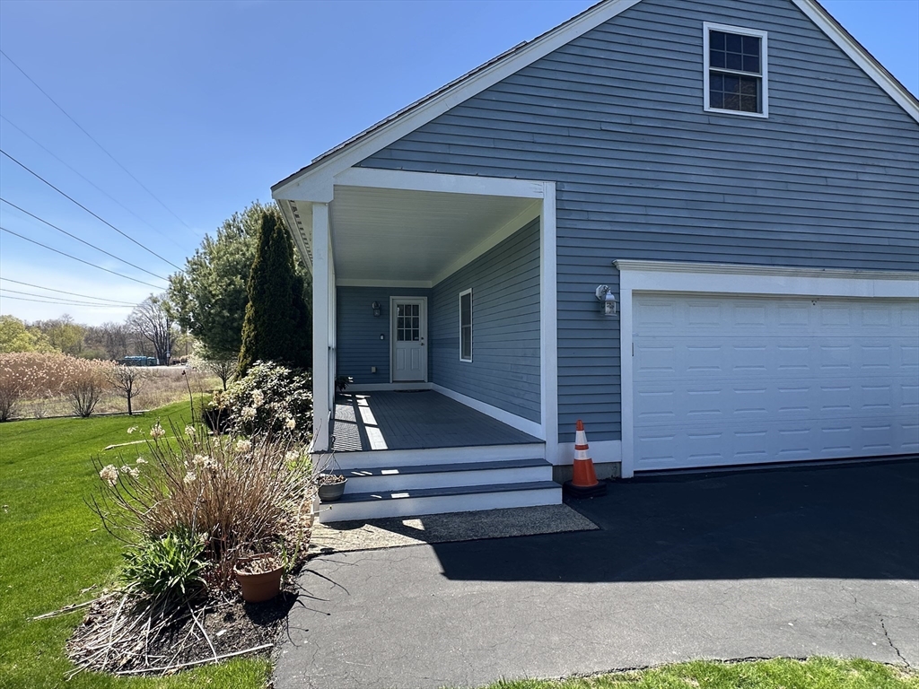 173 Water Street Danvers, MA 01923 - Photo 5 of 25