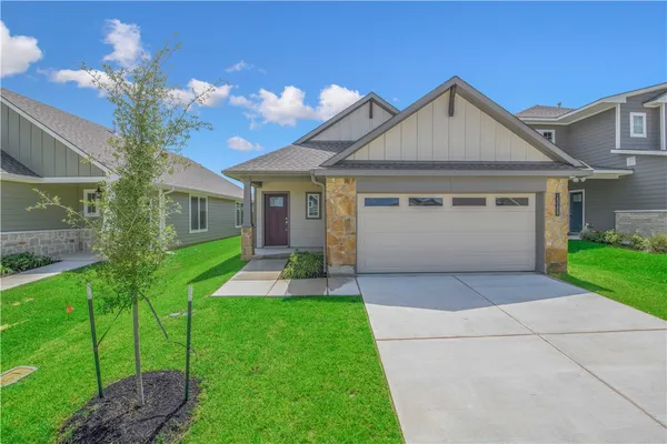 $2,200 | 15288 Still Water Mdw Loop, College Station, TX 77845
