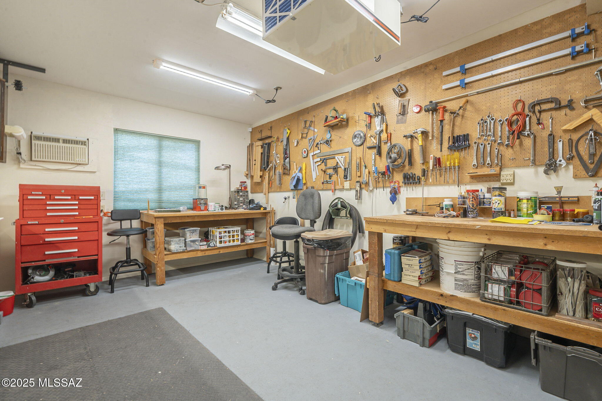 675 North Freeman Road Tucson, AZ 85748 - Photo 27 of 32 Workshop with AC