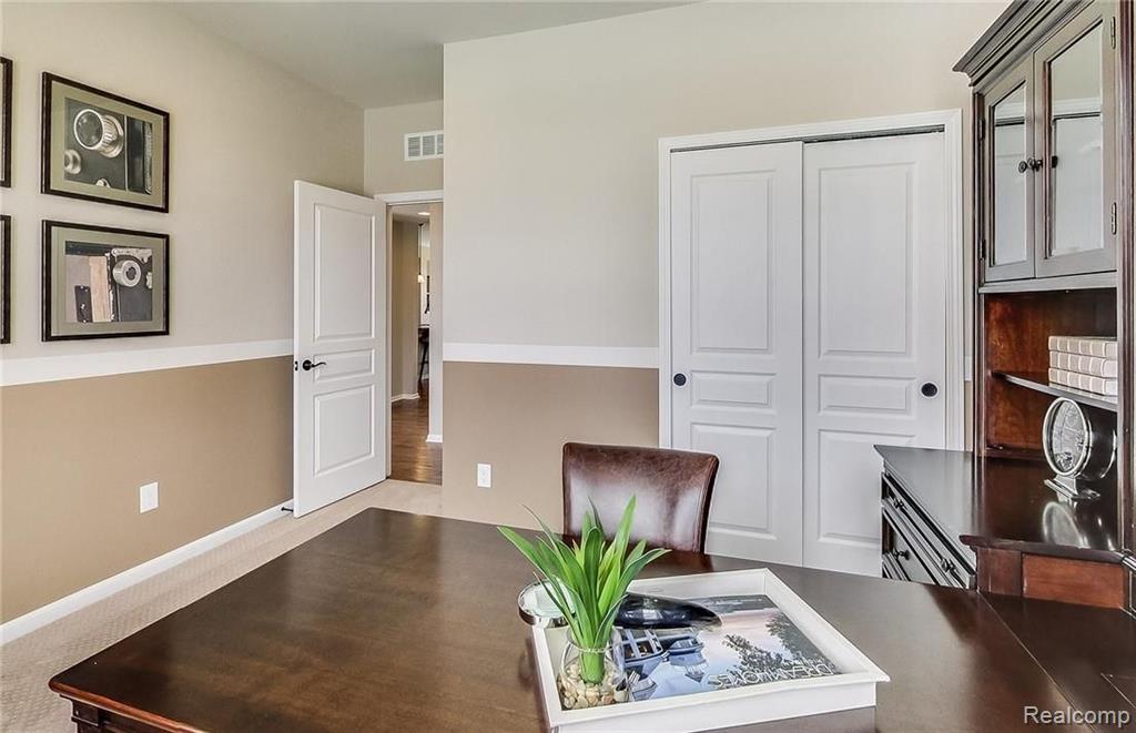 2161 Logan Drive Rochester Hills, MI 48309 - Photo 10 of 21